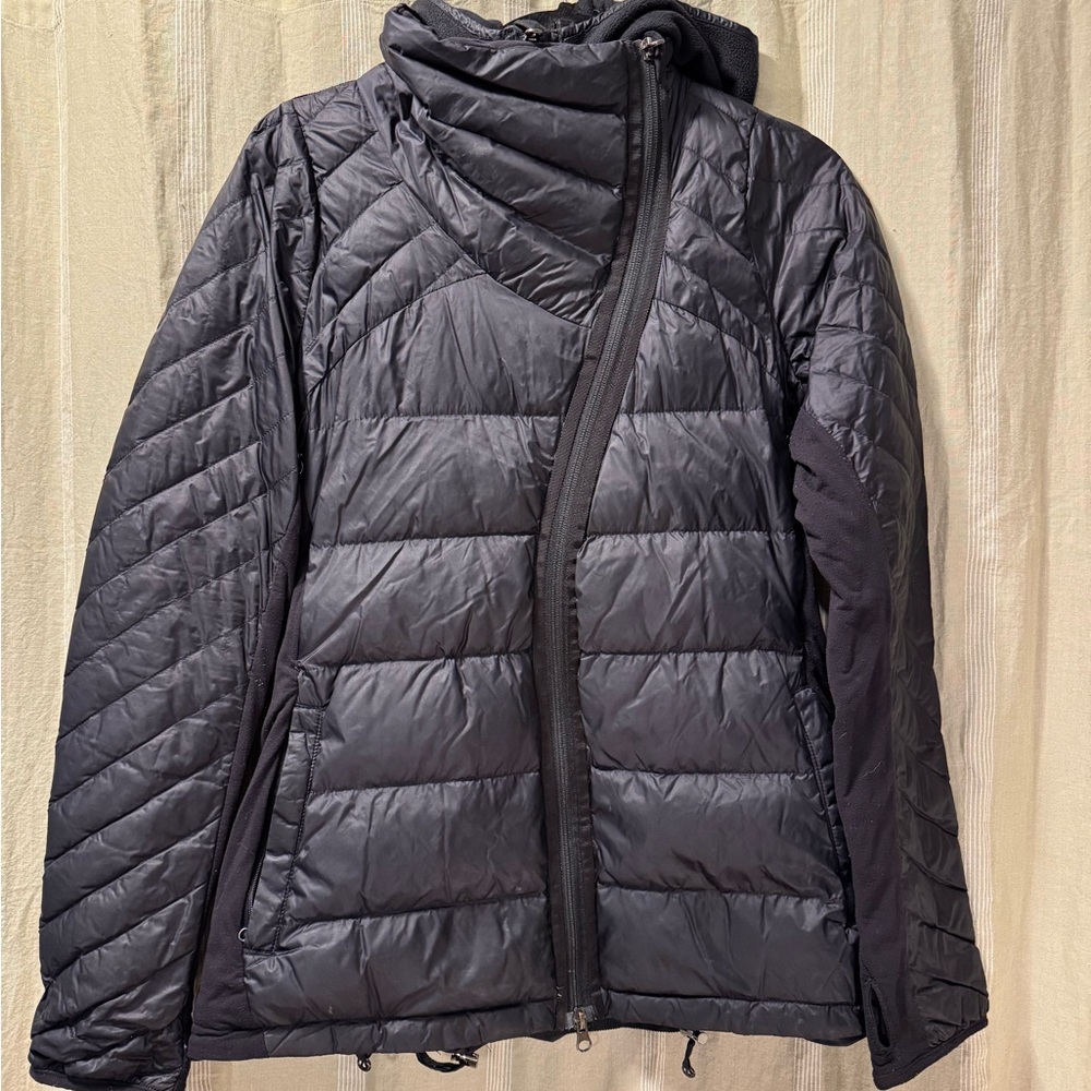 lululemon athletica Black Puffer Jacket Size 8